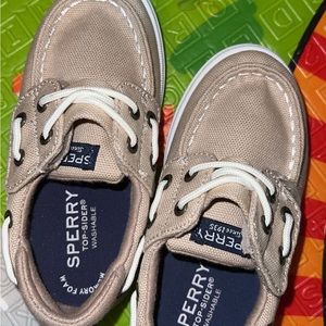 Sperrys 8c